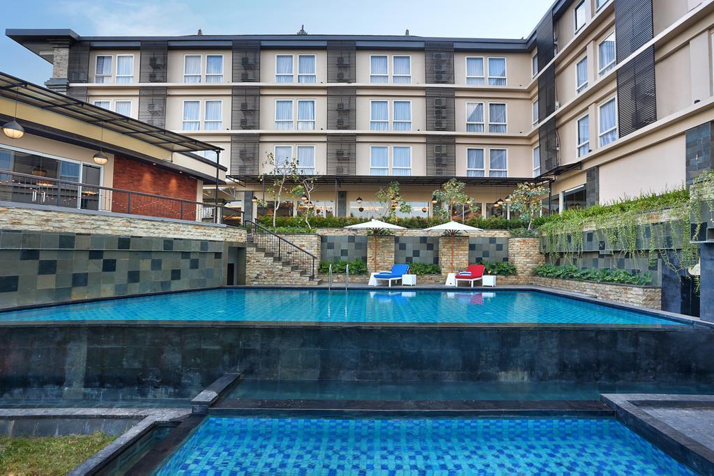 Azana Boutique Hotel Denpasar Exteriör bild