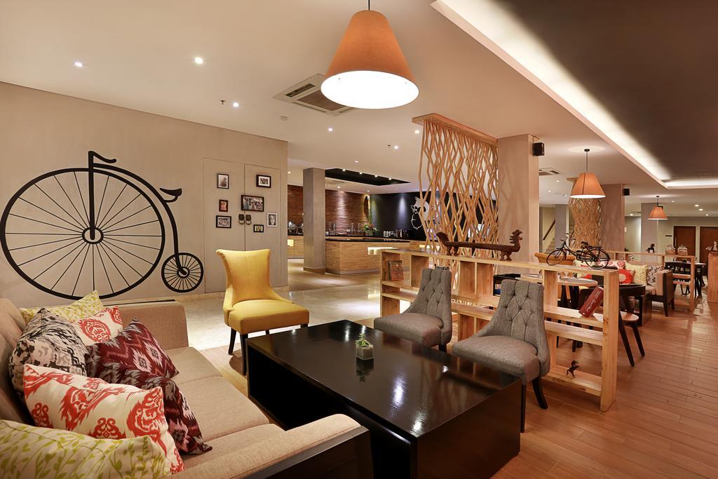 Azana Boutique Hotel Denpasar Exteriör bild