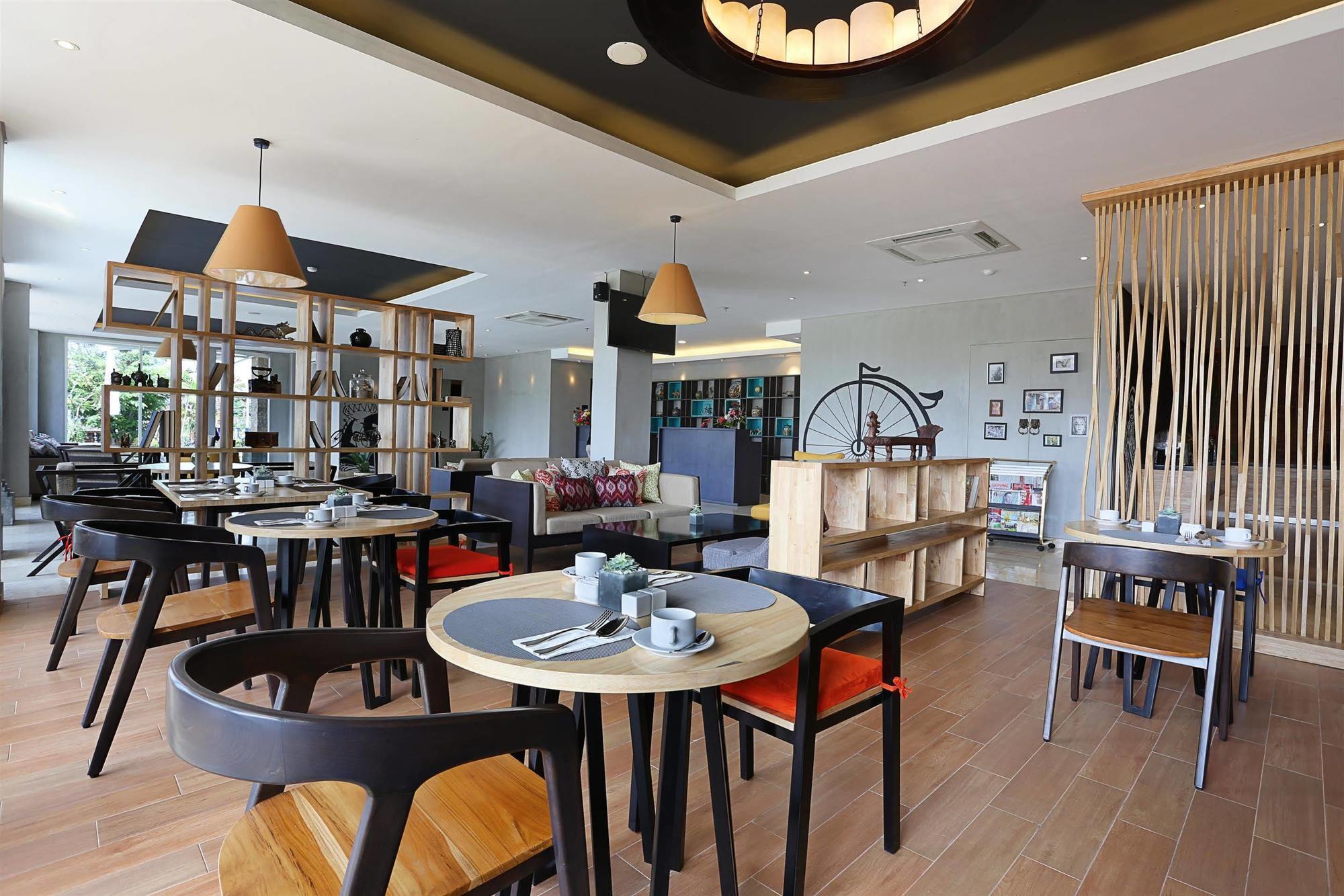 Azana Boutique Hotel Denpasar Exteriör bild