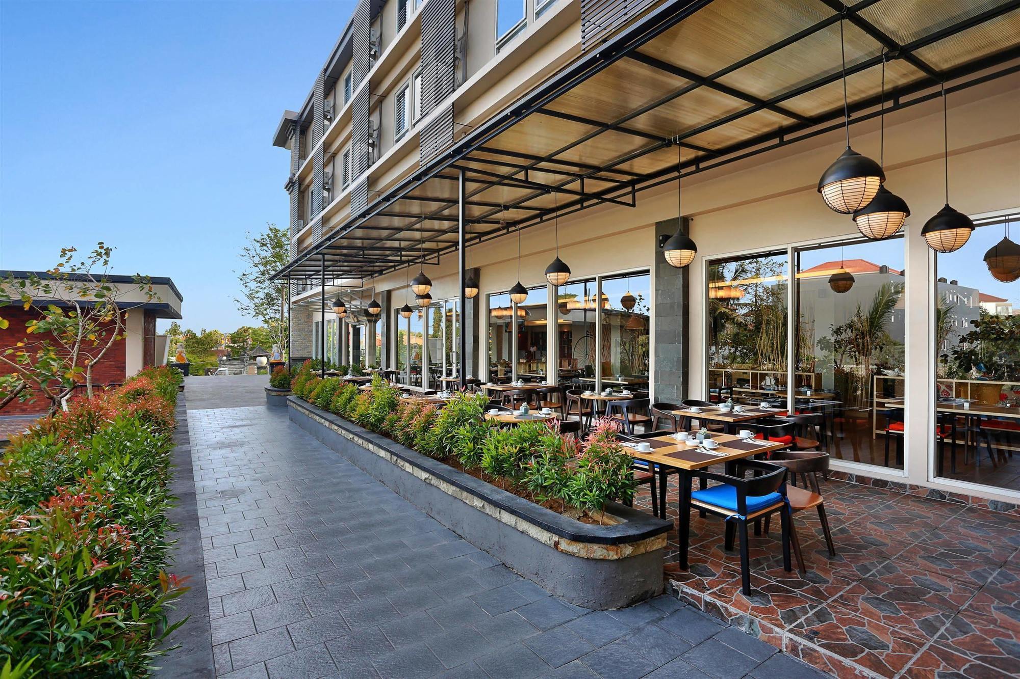 Azana Boutique Hotel Denpasar Exteriör bild