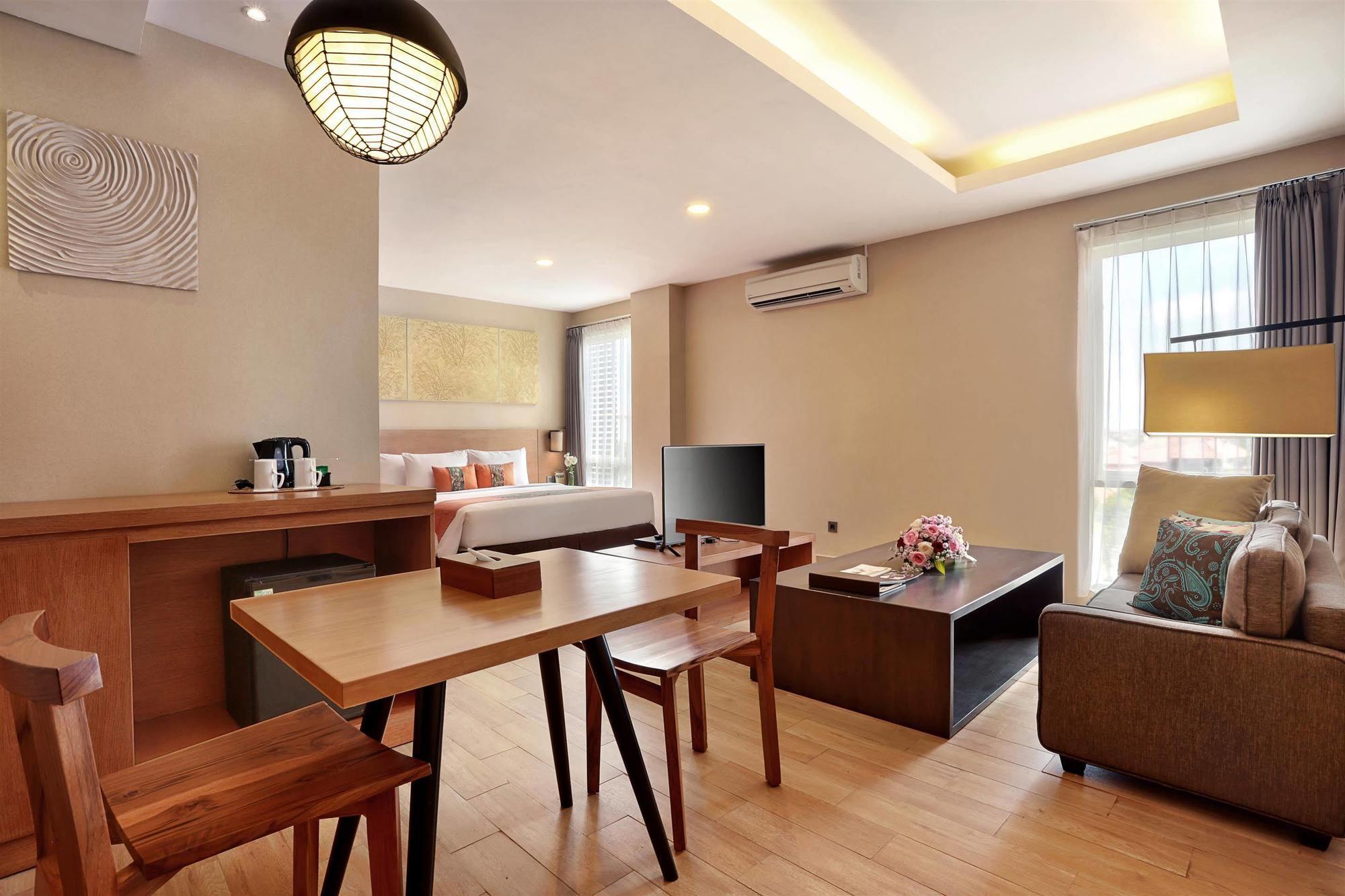 Azana Boutique Hotel Denpasar Exteriör bild