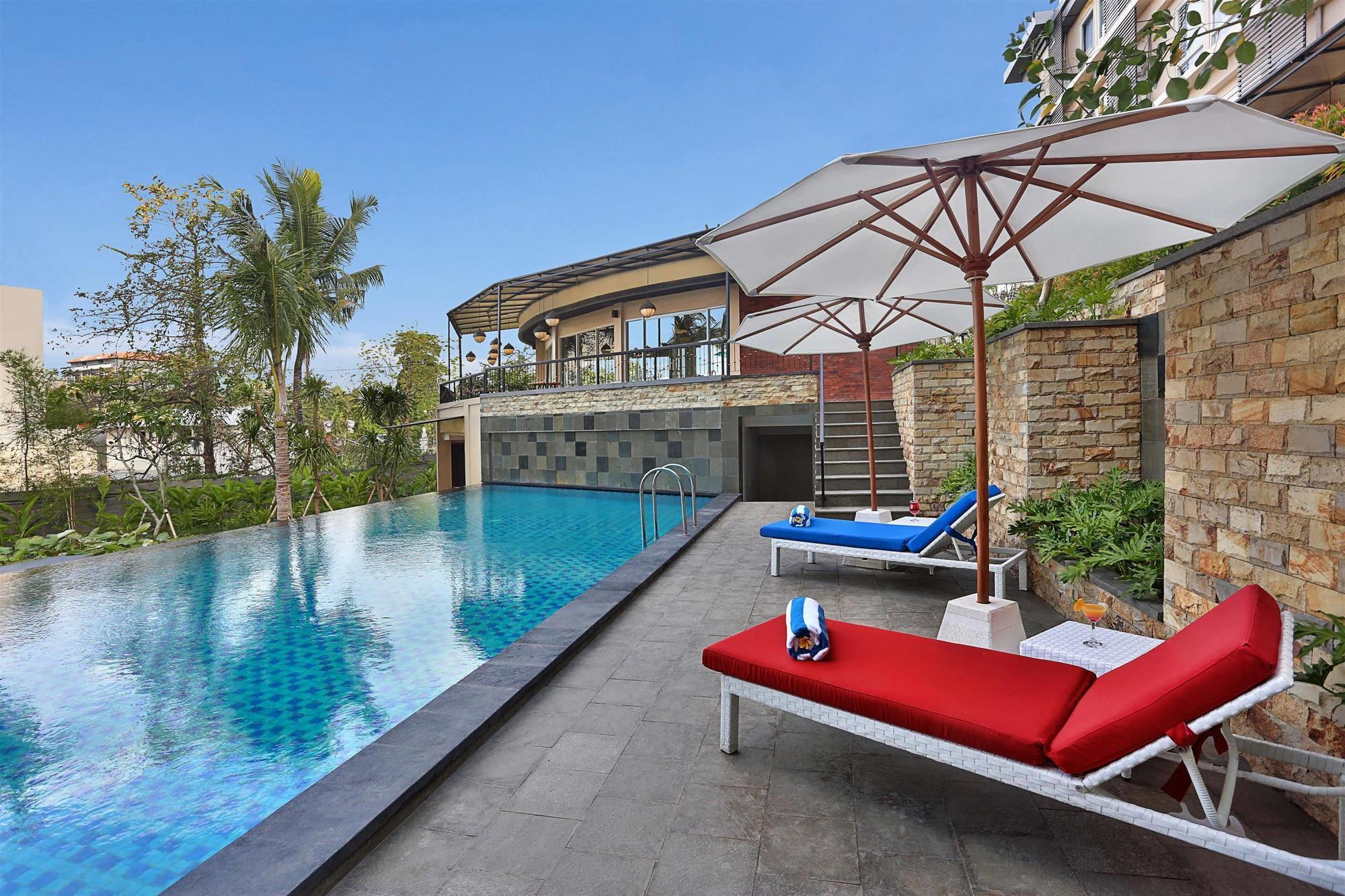 Azana Boutique Hotel Denpasar Exteriör bild